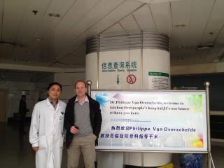 Dr Van Overschelde in China